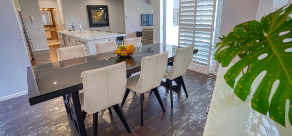 Coolum Penthouse 3 bedroom dining