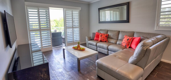 Coolum Penthouse 3 bedroom lounge